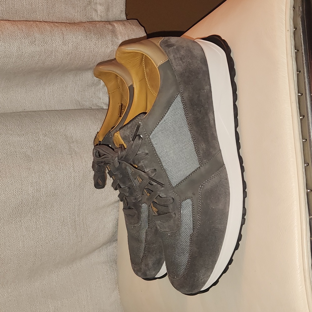 Magnanni grey suede and leather shoes
